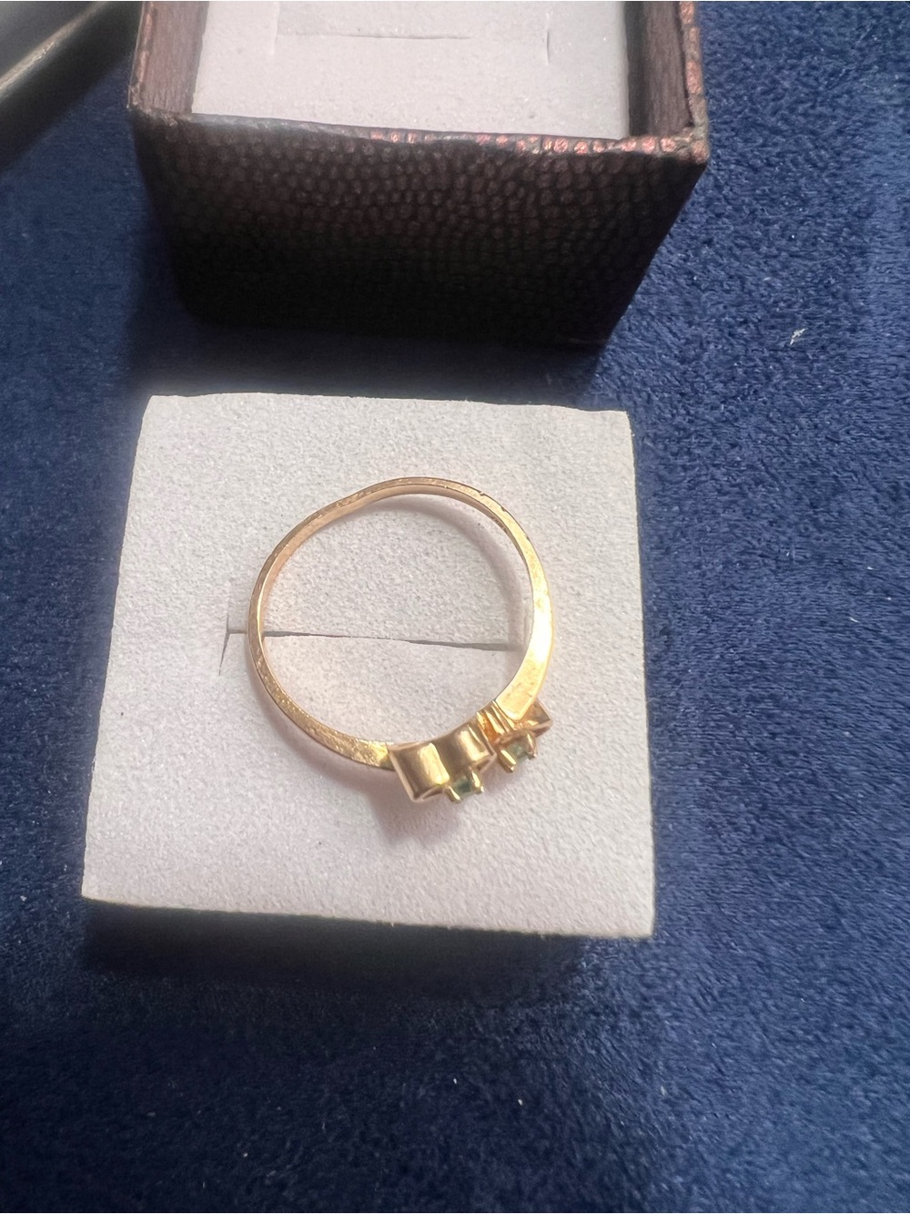 Vintage 14kt Gold Twin Heart Emerald Accent Ring - size 6.5 - Picture 7 of 8